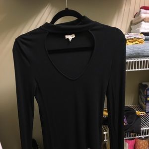 Keyhole long sleeve top